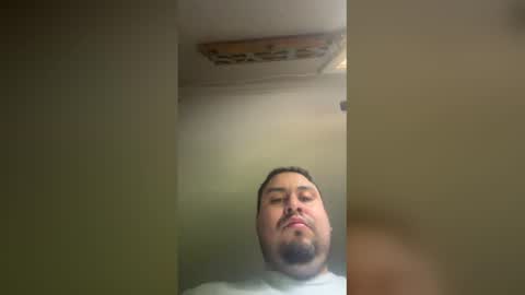 Snapshot of mgm446800 chatting on May 18, 2026, 12:33 pm mgm446800 online show from May 18, 2026, 12:33 pm