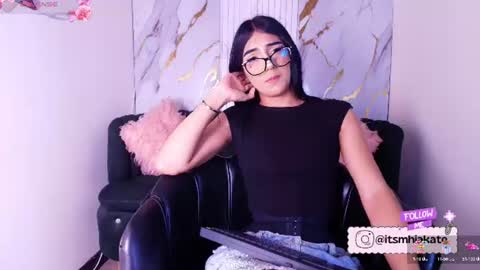 Snapshot of mhia_kate chatting on June 18, 2026, 11:47 am Mhia Kate online show from June 18, 2026, 11:47 am