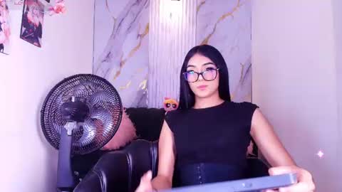Snapshot of mhia_kate chatting on June 20, 2026, 12:19 pm Mhia Kate online show from June 20, 2026, 12:19 pm