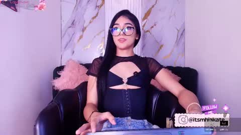 Snapshot of mhia_kate chatting on July 1, 2026, 12:29 pm Mhia Kate online show from July 1, 2026, 12:29 pm
