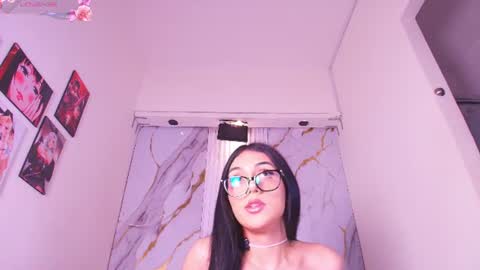 Snapshot of mhia_kate chatting on August 3, 2026, 12:21 pm Mhia Kate online show from August 3, 2026, 12:21 pm