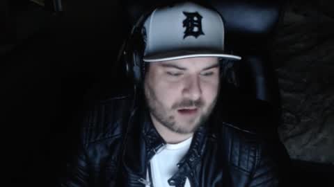 Snapshot of mi_vida21 chatting on September 12, 2025, 4:40 pm just ask online show from September 12, 2025, 4:40 pm