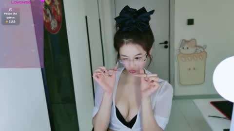 mia77677 online show from March 18, 2026, 6:05 am