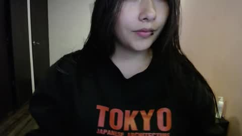 Mia zoe online show from February 26, 2025, 10:20 pm