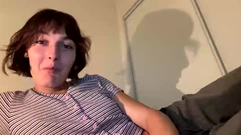 Snapshot of mia_177 chatting on November 4, 2025, 8:19 pm mia_177 online show from November 4, 2025, 8:19 pm