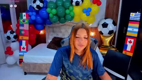 Snapshot of mia_18v chatting on June 14, 2026, 2:24 am Violett online show from June 14, 2026, 2:24 am