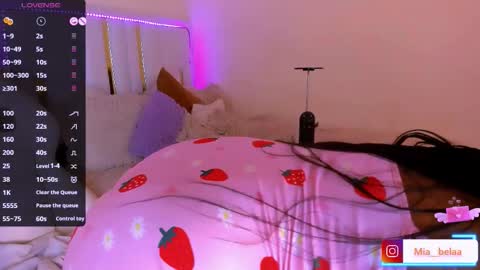 Snapshot of mia__bela chatting on December 14, 2025, 3:23 am Naii STREAMING SCHEDULE 500 - 1000 GMT-5 online show from December 14, 2025, 3:23 am