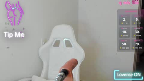 Snapshot of mia_adams66 chatting on February 28, 2025, 1:37 am Mia adams online show from February 28, 2025, 1:37 am