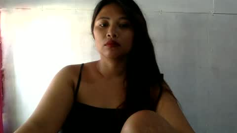 Snapshot of mia_bella04 chatting on July 7, 2026, 7:23 am mia_bella04 online show from July 7, 2026, 7:23 am