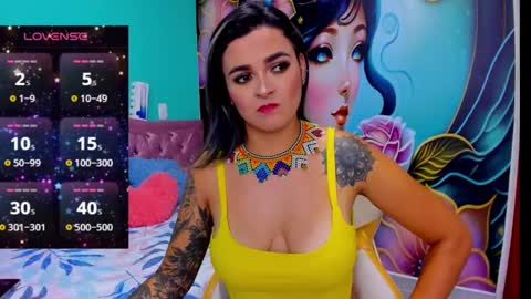 Snapshot of mia_bigtits_17 chatting on December 22, 2024, 12:17 am Mia online show from December 22, 2024, 12:17 am