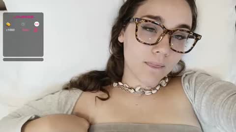 mia_boone online show from January 1, 2025, 5:11 am