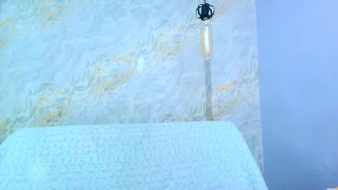 Snapshot of mia_candy_0 chatting on November 22, 2025, 12:04 pm Mia online show from November 22, 2025, 12:04 pm