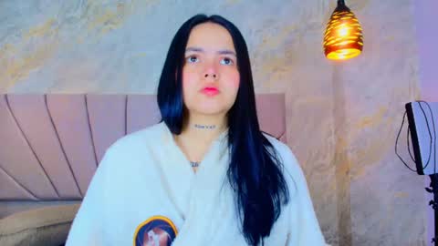 Mia  online show from July 31, 2026, 12:04 pm
