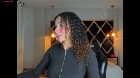 mia_cartther online show from March 15, 2026, 3:34 am