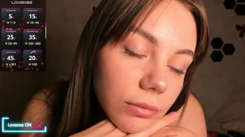 Mia  next stream Thursday 1400 UTC1 Friday 1400 UTC1 online show from February 4, 2026, 2:23 pm