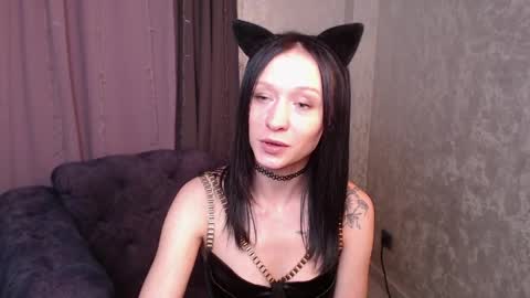 Mia online show from March 14, 2026, 8:31 am