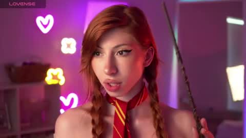 Snapshot of mia_daddysgirl_ chatting on July 7, 2026, 8:07 am Hi I am Mia online show from July 7, 2026, 8:07 am