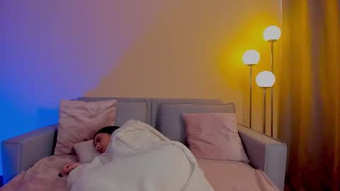 Sarah Luna online show from March 13, 2026, 6:58 pm