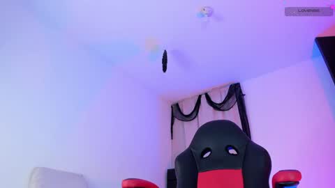 Snapshot of mia_depp chatting on February 5, 2025, 10:33 pm Mia online show from February 5, 2025, 10:33 pm