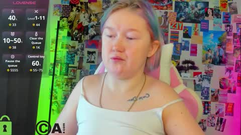 Mia online show from January 15, 2026, 2:49 am