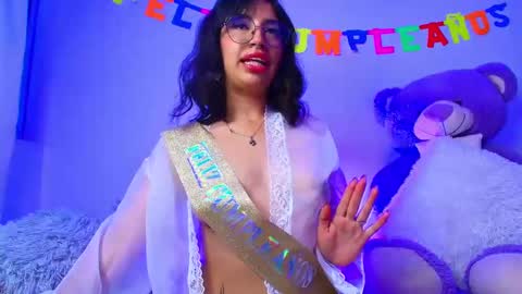 Snapshot of mia_flames chatting on November 24, 2025, 4:12 am Mia flames online show from November 24, 2025, 4:12 am