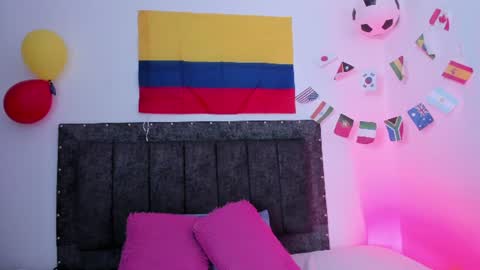 Snapshot of mia_foox12 chatting on June 28, 2026, 11:27 am FERNANDA online show from June 28, 2026, 11:27 am