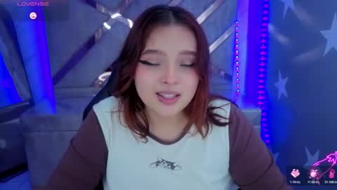Snapshot of mia_foster_t chatting on July 22, 2026, 2:09 pm Mia online show from July 22, 2026, 2:09 pm