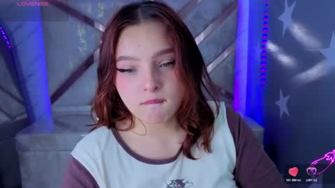 Snapshot of mia_foster_t chatting on July 27, 2026, 1:07 pm Mia online show from July 27, 2026, 1:07 pm