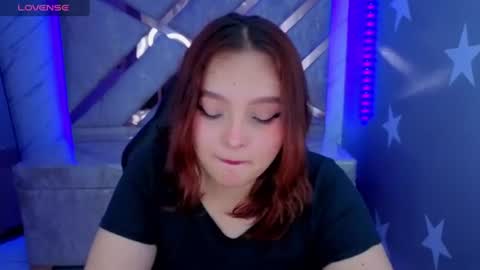Snapshot of mia_foster_t chatting on July 31, 2026, 2:05 pm Mia online show from July 31, 2026, 2:05 pm