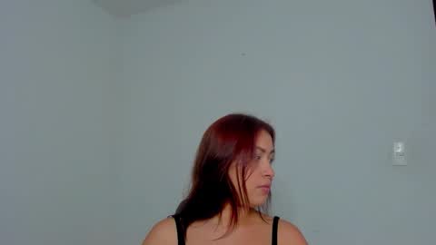 Snapshot of mia_garcia2 chatting on November 27, 2025, 10:01 pm MIA online show from November 27, 2025, 10:01 pm