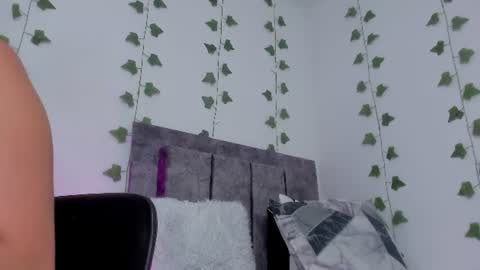 Snapshot of mia_garcia2 chatting on June 11, 2026, 11:14 pm MIA online show from June 11, 2026, 11:14 pm