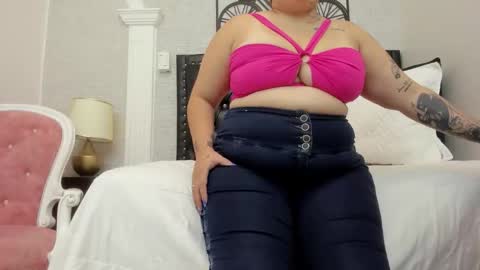 Snapshot of mia_ginger_bbw chatting on May 16, 2026, 7:56 pm mia online show from May 16, 2026, 7:56 pm
