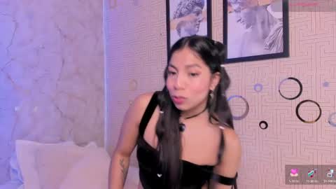 Mia online show from June 18, 2026, 3:49 pm
