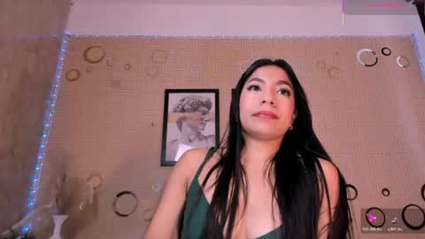 Mia online show from July 19, 2026, 1:15 pm