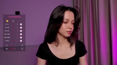 Mia online show from September 20, 2025, 6:20 pm