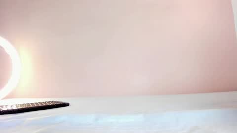  I am Mia  online show from January 14, 2026, 10:54 am