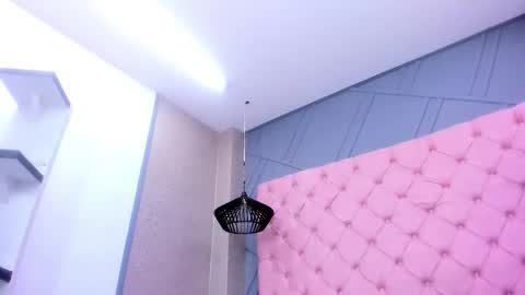 Snapshot of mia_hornny chatting on February 8, 2026, 12:52 pm Mia online show from February 8, 2026, 12:52 pm