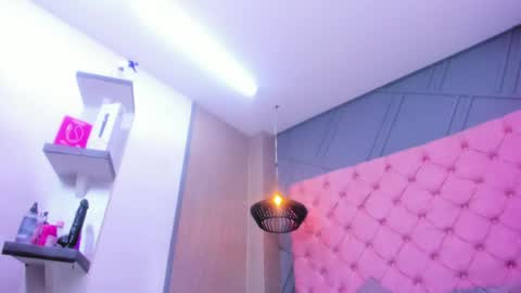 Snapshot of mia_hornny chatting on March 28, 2026, 1:33 pm Mia online show from March 28, 2026, 1:33 pm