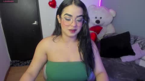 Snapshot of mia_j51 chatting on February 16, 2026, 11:12 pm Mia J Abbey online show from February 16, 2026, 11:12 pm