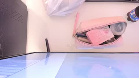 Snapshot of mia_jonnees chatting on September 25, 2025, 12:09 pm online show from September 25, 2025, 12:09 pm