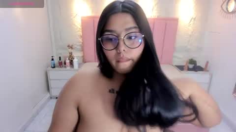 Snapshot of mia_jons20 chatting on July 23, 2026, 12:36 pm Naomi online show from July 23, 2026, 12:36 pm