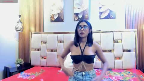Snapshot of mia_konor06 chatting on May 9, 2026, 10:53 am Mia. online show from May 9, 2026, 10:53 am