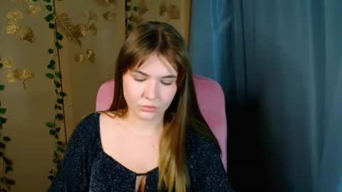 Snapshot of mia_lemm chatting on July 14, 2026, 7:13 am mia_lemm online show from July 14, 2026, 7:13 am