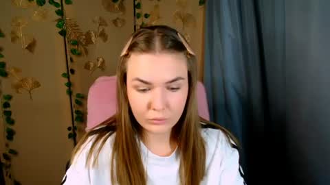 Snapshot of mia_lemm chatting on July 23, 2026, 7:06 am mia_lemm online show from July 23, 2026, 7:06 am