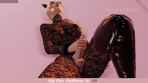 Mia online show from December 1, 2025, 6:46 pm