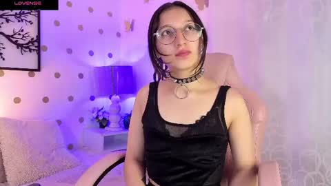 Snapshot of mia_luna0 chatting on July 2, 2026, 12:54 am Mia online show from July 2, 2026, 12:54 am