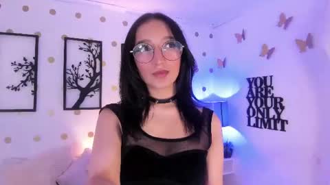 Snapshot of mia_luna0 chatting on July 23, 2026, 1:58 am Mia online show from July 23, 2026, 1:58 am