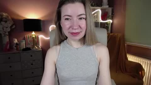 Snapshot of mia_luxx92 chatting on February 3, 2025, 7:18 am Mia online show from February 3, 2025, 7:18 am