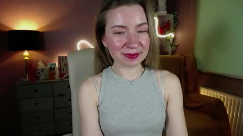 Snapshot of mia_luxx92 chatting on March 7, 2025, 10:45 am Mia online show from March 7, 2025, 10:45 am