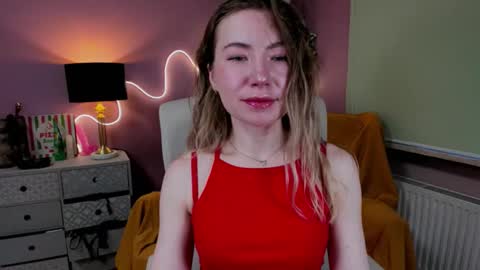 Snapshot of mia_luxx92 chatting on December 3, 2025, 7:38 am Mia online show from December 3, 2025, 7:38 am